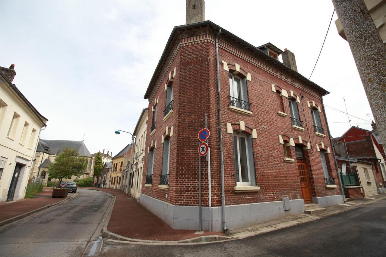 L'Athena Lägenhet La Fere Exteriör bild